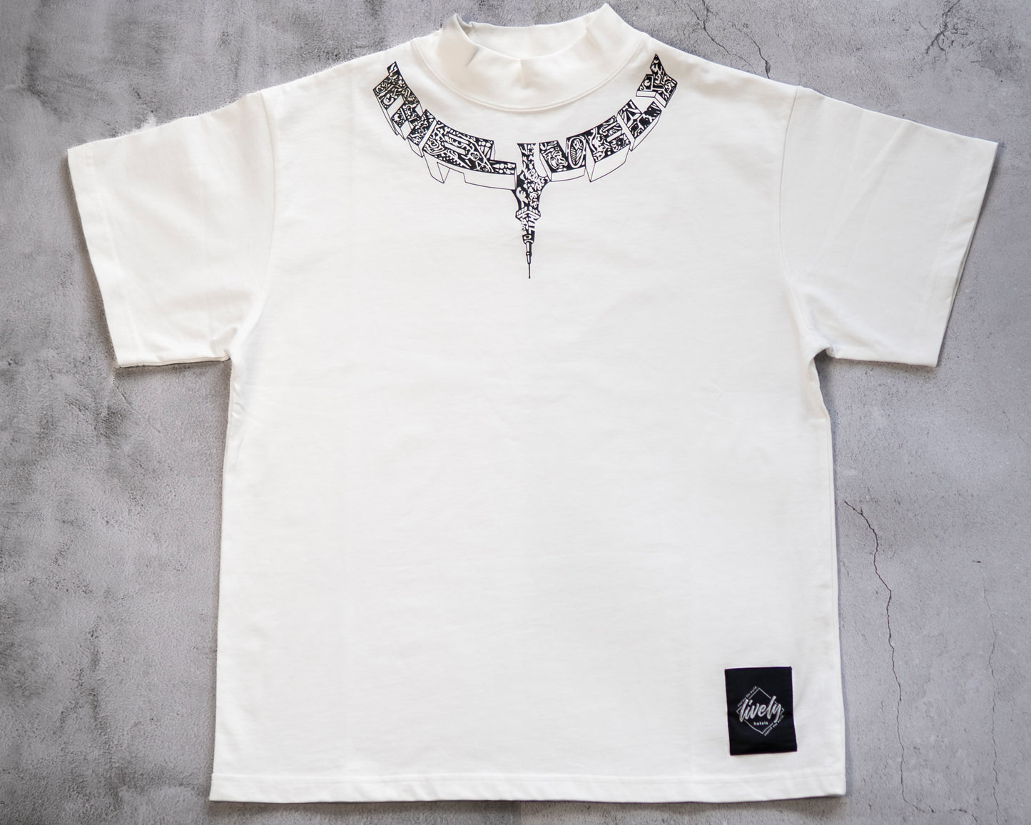 THE LIVELY 東京麻布十番 オリジナルTシャツ